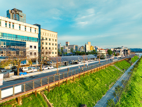 양평 강변에 놓인 한 줄의 길… ‘남한강 테라스’
