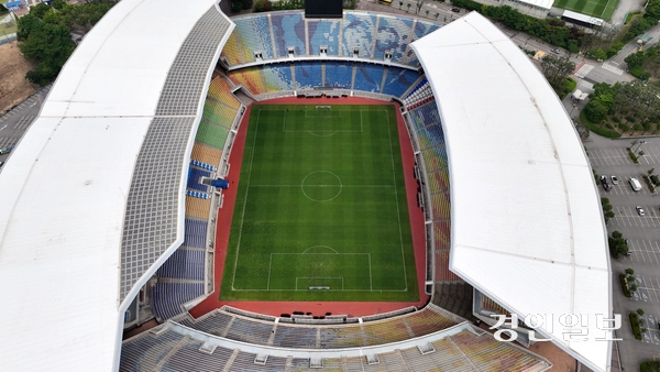 수원월드컵경기장 전경. /경인일보DB