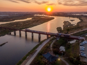 [新팔도핫플레이스] 과거·자연·예술이 한 곳에… 전북 완주군 ‘삼례’