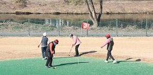 백령도까지 ‘파크골프장’ 건설… 세대·지역간 새 갈등 요소 우려