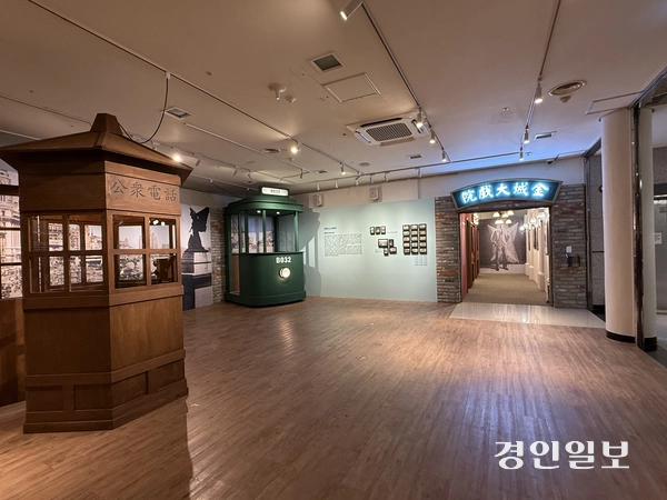 한국이민사박물관 특별전 ‘상하이 영화 황금시대의 조선 영화인들’ 전시장 모습. 2025.12.5 /박경호기자 pkhh@kyeongin.com