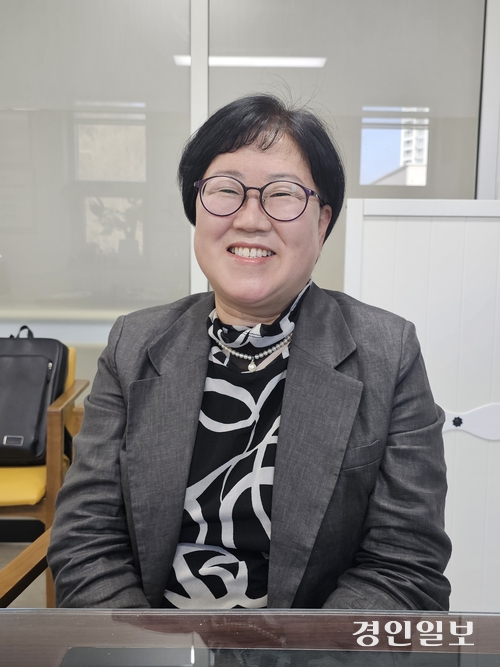 반애련 남양주 풍양보건소 보건행정팀장은 “봉사를 오래 하다 보면 할 수 있는 영역이 점점 넓어지고 느끼는 성취감도 커진다”고 말했다. 2025.12.14 남양주/이종우기자 ljw@kyeongin.com