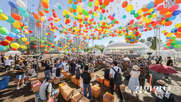지난 9월 19일부터 3일간 과천시민회관 일원에서 진행된 ‘2025 과천공연예술축제’ 모습. /과천시 제공