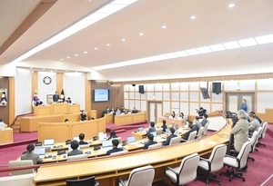 ‘파주시 민생지원금’ 530억원 전액 삭감… 같은 당도 반대했다