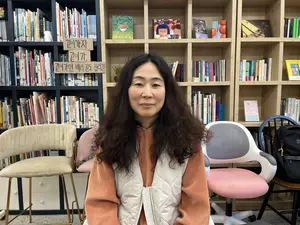 인천 청학동에 ‘따뜻함’ 전하는 박수현 안골책방 지기