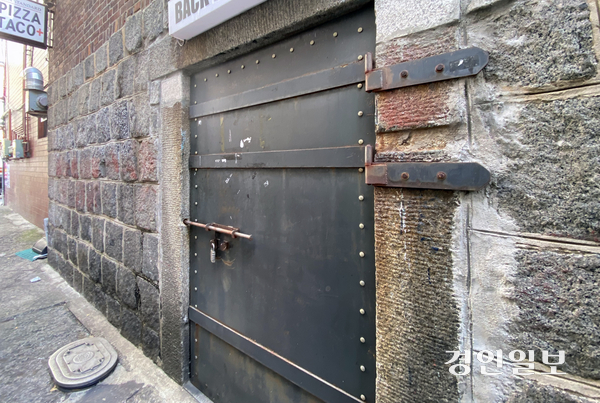 사진은 인천지역유산으로 선정된 ‘중앙동3가 얼음창고’ 2025.12.25 /조재현기자 jhc@kyeongin.com