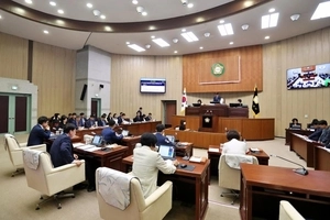 대법, 의왕시장 비서 사이버 여론조작 행정사무조사 ‘시의회 손’