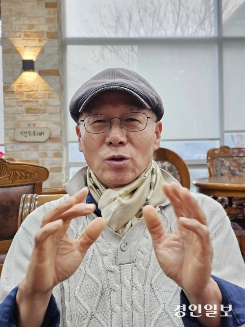 샌드리버 김승원 대표가 ‘사강40’에 대해 설명하고 있다. 화성/김학석기자 marskim@kyeongin.com