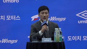 [영상+] 이정효 수원삼성 감독의 출사표 “프로의식 갖춘 선수단 만들 것”