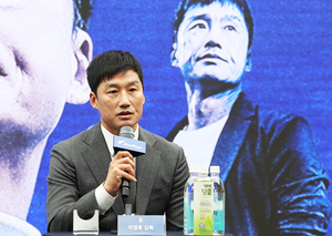 ‘이정효에 선물’ 폭풍 영입 속도내는 수원삼성