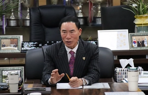 [인터뷰] 이원성 경기도체육회 회장 “세계 누비는 경기도… 선수촌 건립 최선을”