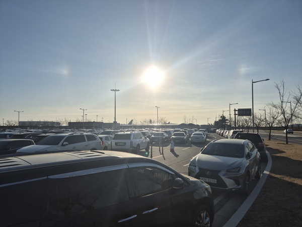 아시아나 옮기자 인천공항 T2 ‘주차 전쟁’