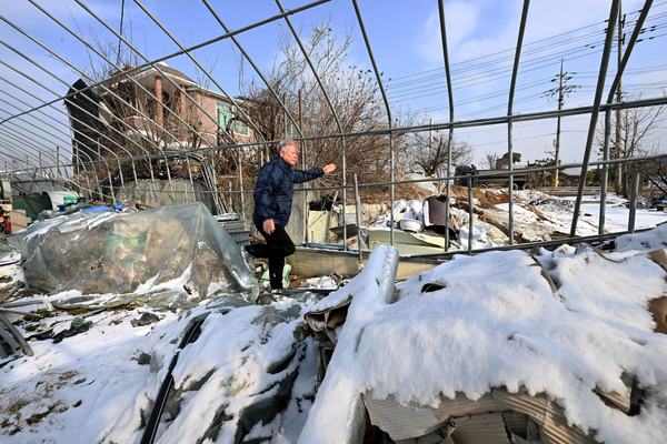 하늘이 무너지면 솟아날 구멍이 없다… 약자에게 더 가혹한 천재지변