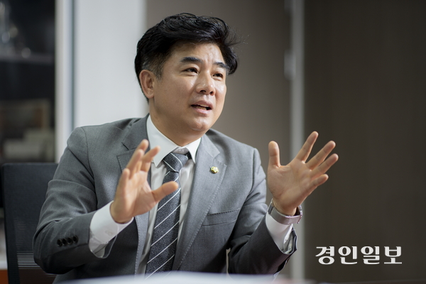김병욱 전 청와대 정무비서관. 재선 국회의원을 하고 이재명 정부에서 쌓은 국정 경험을 토대로 ‘성남의 새로운 변화를 만들어 내겠다’는 의지를 숨기지 않고 있다.  /경인일보DB