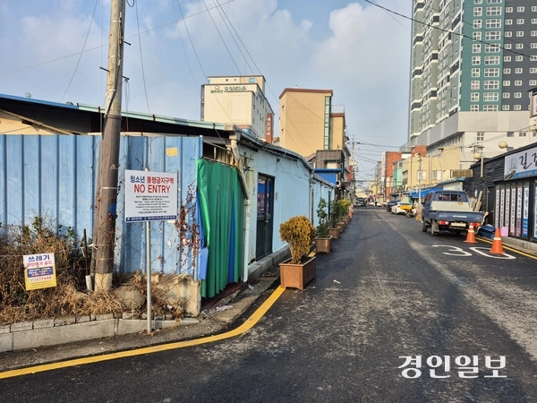 동두천시 노후주거지정비 사업을 앞둔 생연동 중앙역세권지구 성매매 집결지. 2026.1.26 동두천/오연근기자 oyk@kyeongin.com