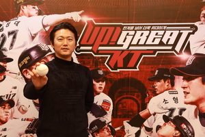 [인터뷰…공감] 후배들 마음의 짐 덜어주는 ‘프로야구 선수 출신’ kt wiz 멘털 코치 안영명