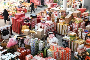 [포토] 설 대목 준비 마친 농산물시장