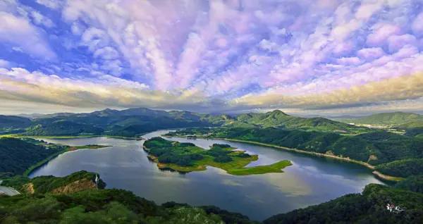 국사봉에서 내려다 본 옥정호 붕어섬 전경. /임실군 제공
