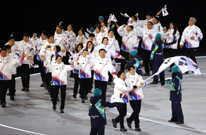 [스포츠 시시콜콜] 잊혀져가는 동계올림픽, 선수들의 투혼에 박수를 보낸다