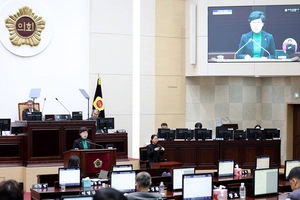 “박물관은 옛것 모으는 창고 아냐… 학예 전문성 갖춘 관장 임명해야”