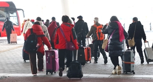 인천항 국제터미널 입점 상인들, 항만공사에 임대료 감면 연장 요구