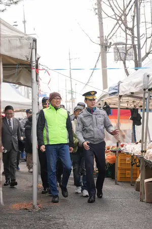 경기북부경찰청, 설 명절 앞두고 지구대·전통시장 찾아 치안 재점검