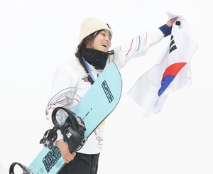 [밀라노·코르티나담페초 동계올림픽] 막내가 해냈다! 스노보드 하프파이프 최가온 金·쇼트트랙 임종언 銅