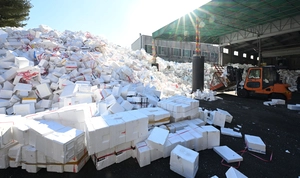 [포토] 설 명절 부산물 ‘폐스티로폼’