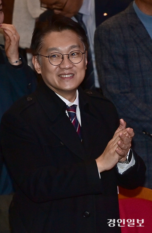 김남준 전 청와대 대변인이 23일 오후 인천시 계양구 계양문화회관에서 열린 더불어민주당 인천시당 초청 K-국정설명회에 참석했다. 2026.2.23 /조재현기자 jhc@kyeongin.com