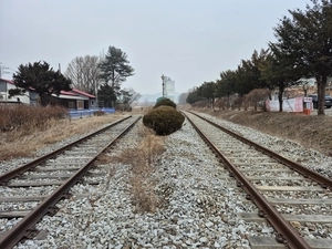 경원선 옛 철길 ‘두바퀴 낭만으로’… 연천군, 광역자전거도로 조성