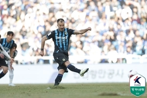 인천 유나이티드, 서울과 K리그1 복귀전 ‘경인더비’서 1-2 패배