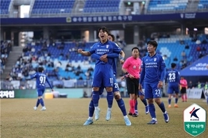 ‘이정효호’ 수원 삼성, 개막전서 짜릿한 역전승