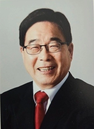 지난 6일 신동헌 전 민선7기 광주시장이 출마선언문을 발표했다. /신동헌 예비후보 제공