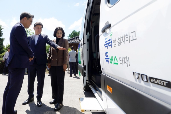 광주시의 새로운 교통체계인 수요응답형 똑버스가 2024년 시범운행을 시작한 이래 매년 이용객이 폭증하며, 시민들의 새로운 교통수단으로 자리잡았다. /광주시 제공