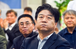 [사설] 의원직 상실 확정 국회의원, 세비라도 환수해야