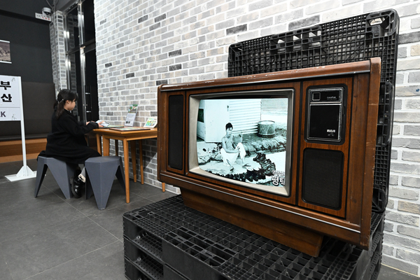 아이들 사라진 교실… 어른들이 시간표 채운다