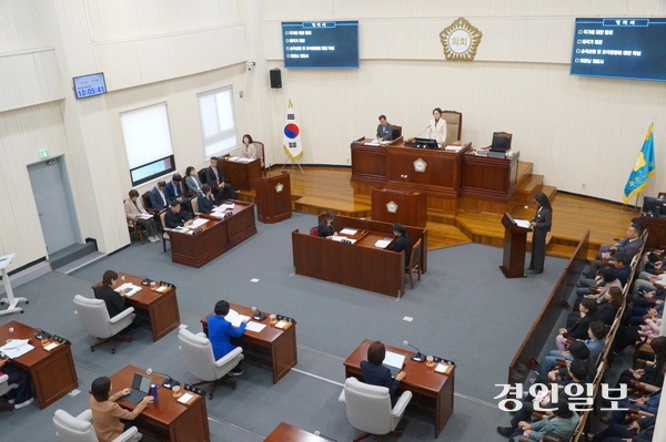 과천시의회 본회의 모습. /경인일보DB