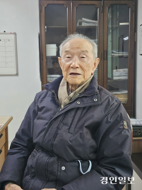 이종규 남양주시 다산동 플루리움아파트 1단지 경로당 노인회장은 “매일 좋은 운동을 함께 나누는 것이 즐겁다”고 말했다. 2026.3.6 남양주/이종우기자 ljw@kyeongin.com