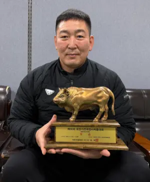 [인터뷰] 이성원 인하대 씨름부 감독 “씨름부 상향 평준화… 부상 적은게 장점”