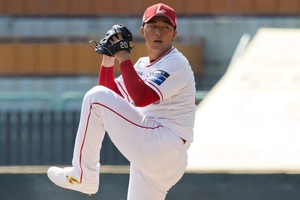 신인 김민준, SSG ‘5선발 유력’… 이숭용 감독 “마운드서 크게 보이는 친구”