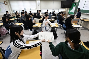 [포토] 올 첫 모의고사