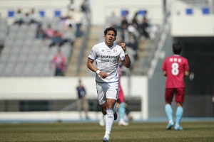 ‘이정효 오니 승승승승승’ K리그2 수원삼성, 9년 만의 5연승으로 선두 질주