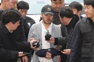 ‘마약왕’ 박왕열 130억 마약 판매 등 송치… 여죄·버닝썬 연루 규명도 관심
