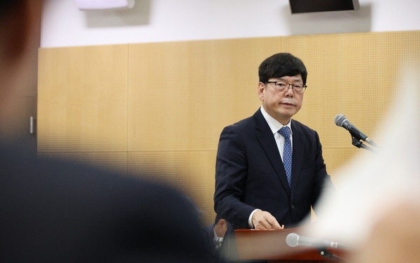 사진은 지난해 10월21일 국회 국토교통위원회의 한국철도공사(코레일)·국가철도공단·에스알(SR)에 대한 국정감사에 박선순 다원시스 대표가 증인으로 출석해 의원 질타를 받고 있는 모습. 2025.10.21 /연합뉴스