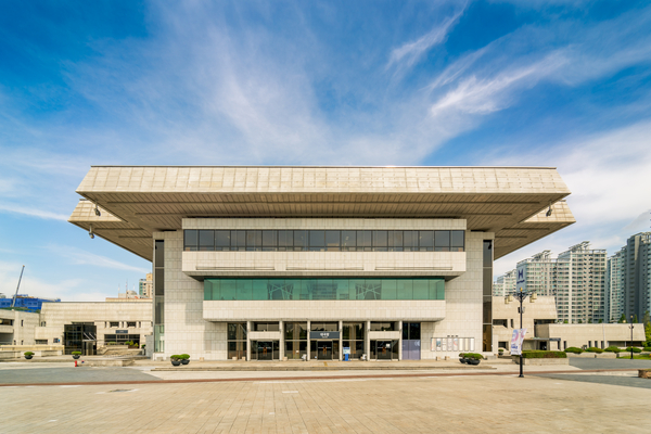 경기아트센터에 정치 행사 잇따라 ‘논란’