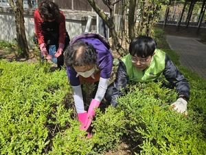 주택관리공단 하남풍산3단지 입주민 화단 가꾸기