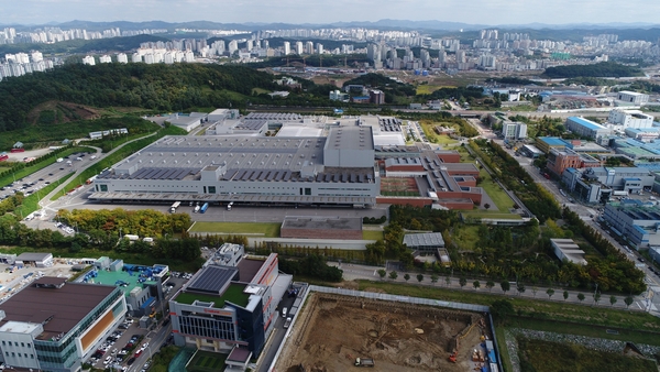 세교3지구 가장산업단지 전경. 오산시는 글로벌 반도체소부장 기업 등이 포진한 가장산업단지와 함께 구상 중인 첨단산업단지에 글로벌 AI허브를 유치하겠다는 계획이다. / 오산시 제공