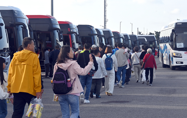 한중카페리 손님 대접 이렇게... 인천항 국제터미널, 교통 접근성 부족 - 뉴스 썸네일 이미지