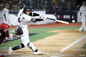 [화제의 선수] ‘KBO 유력 신인왕’ kt wiz 이강민
