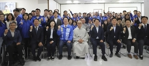 정명근 민주당 화성시장 후보, 선거사무소 개소식 갖고 필승 결의